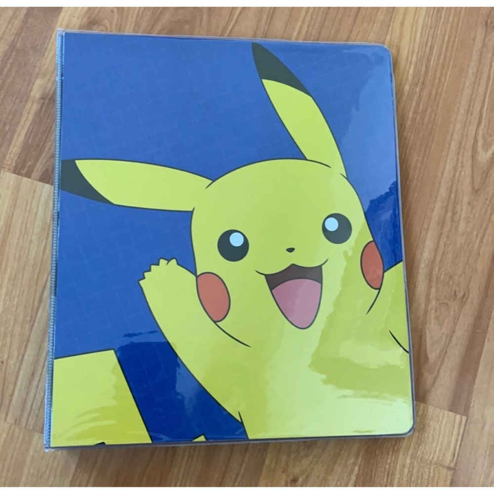 Pokémon Binder‎